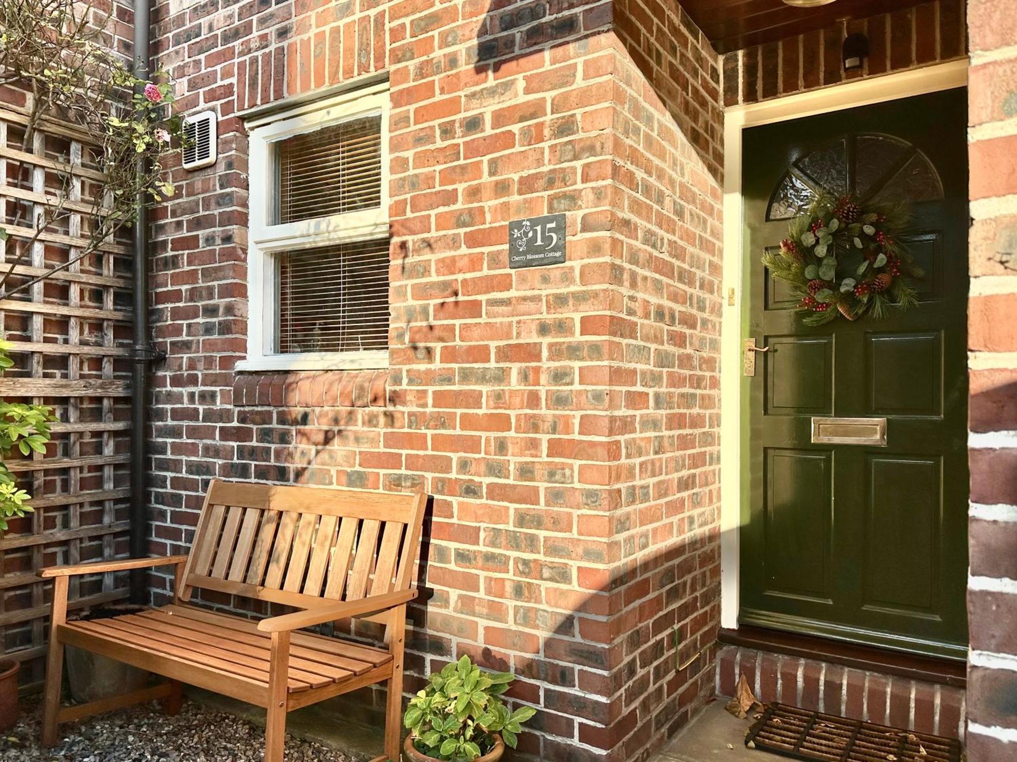Cherry Blossom Cottage York Zewnętrze zdjęcie